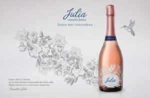 Llega «Julia» el nuevo espumante dulce natural de Santa Julia