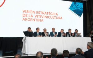 Asumió José Zuccardi al frente de COVIAR y exhortó a sus miembros a defender la institución de «ataques arteros»