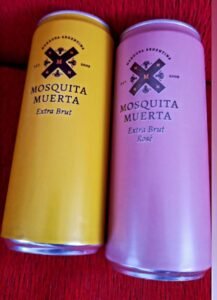 Mosquita Muerta Wines sale a competir con espumantes en lata