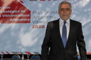 José Zuccardi: «Es imperativo un ajuste del dólar exportador»