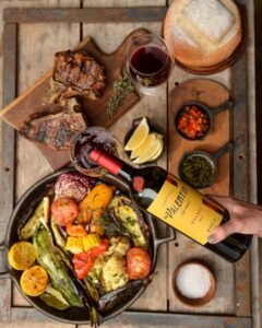 Cocina simple y abundante con buen vino en la “Semana de los Bodegones Don Valentín Lacrado”