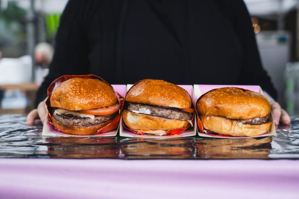 Coronan a Pretextos, una hamburguesa de Mendoza, como la mejor del país en Burgerpalusa 2025